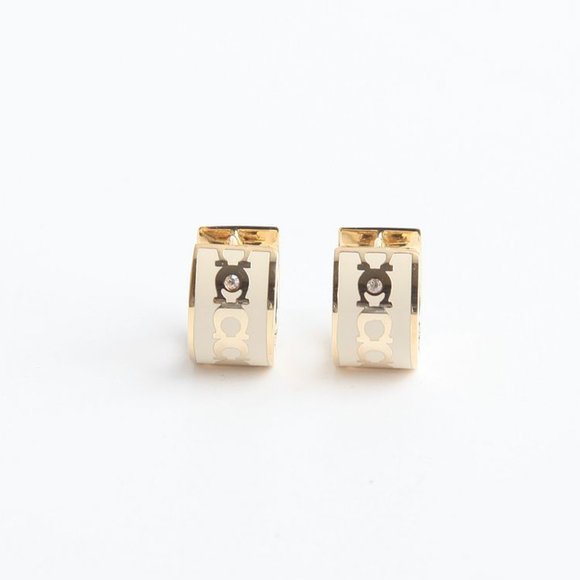 BRAND NEW COACH SIGNATURE ENAMEL HOOP EARRING GOLD/IVORY - Picture 6 of 9